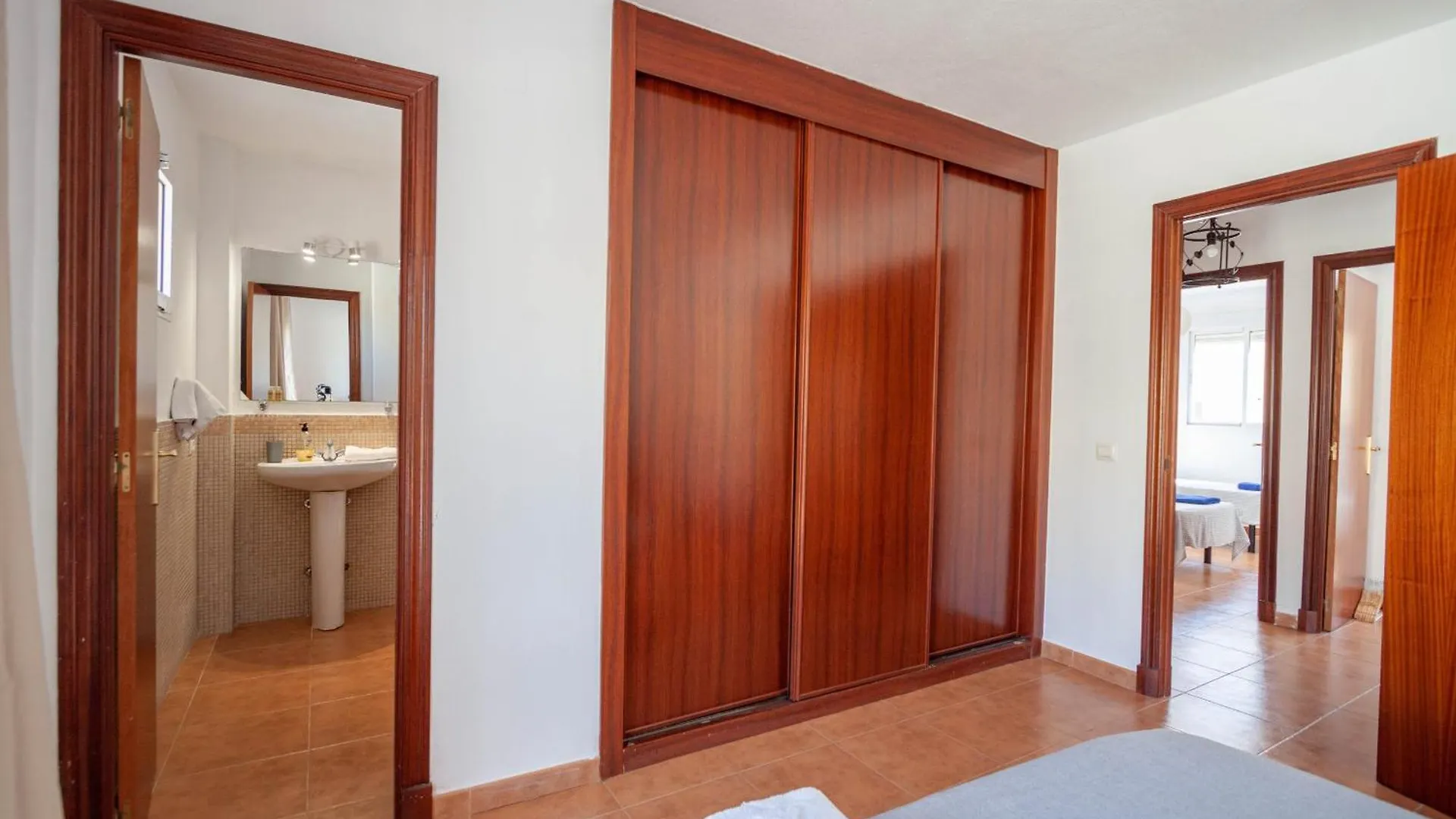 Livingtarifa Happy Apartment 0*, Tarifa