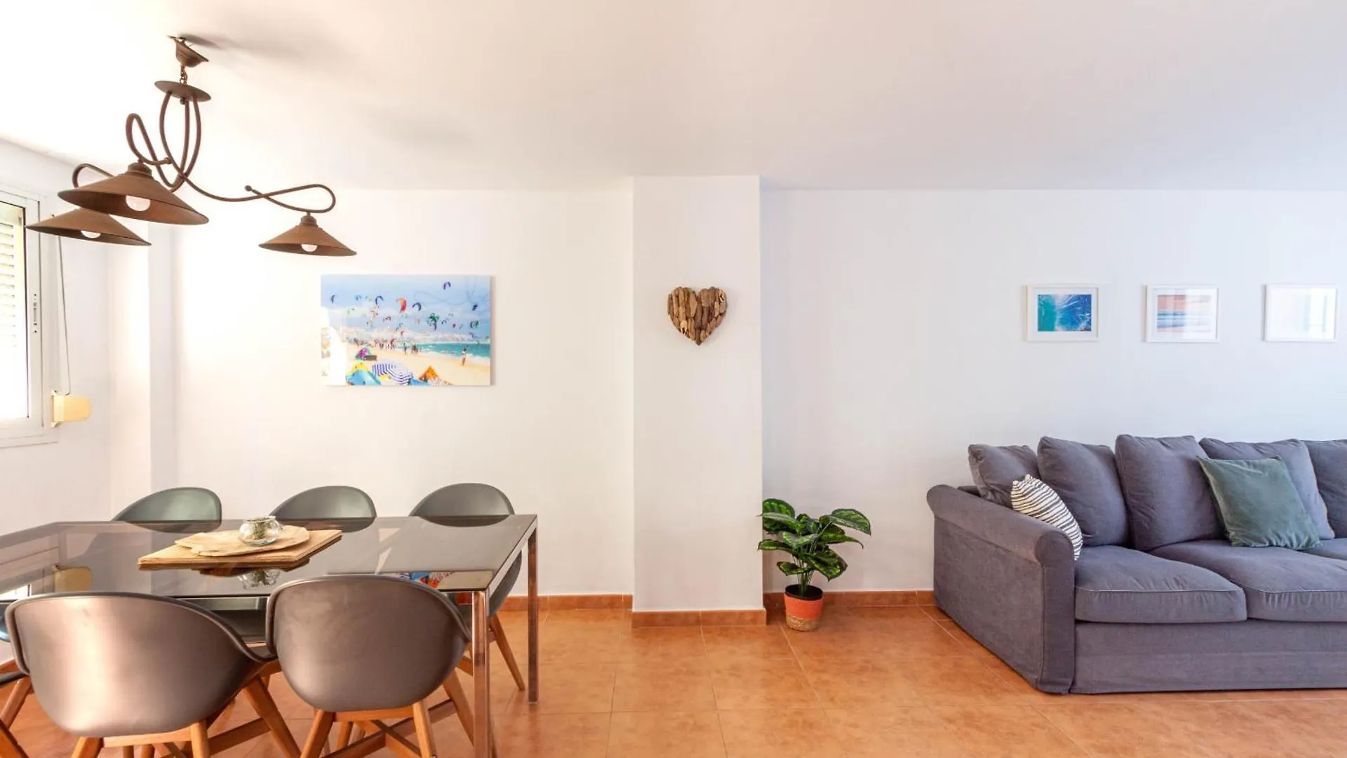 Livingtarifa Happy Apartment