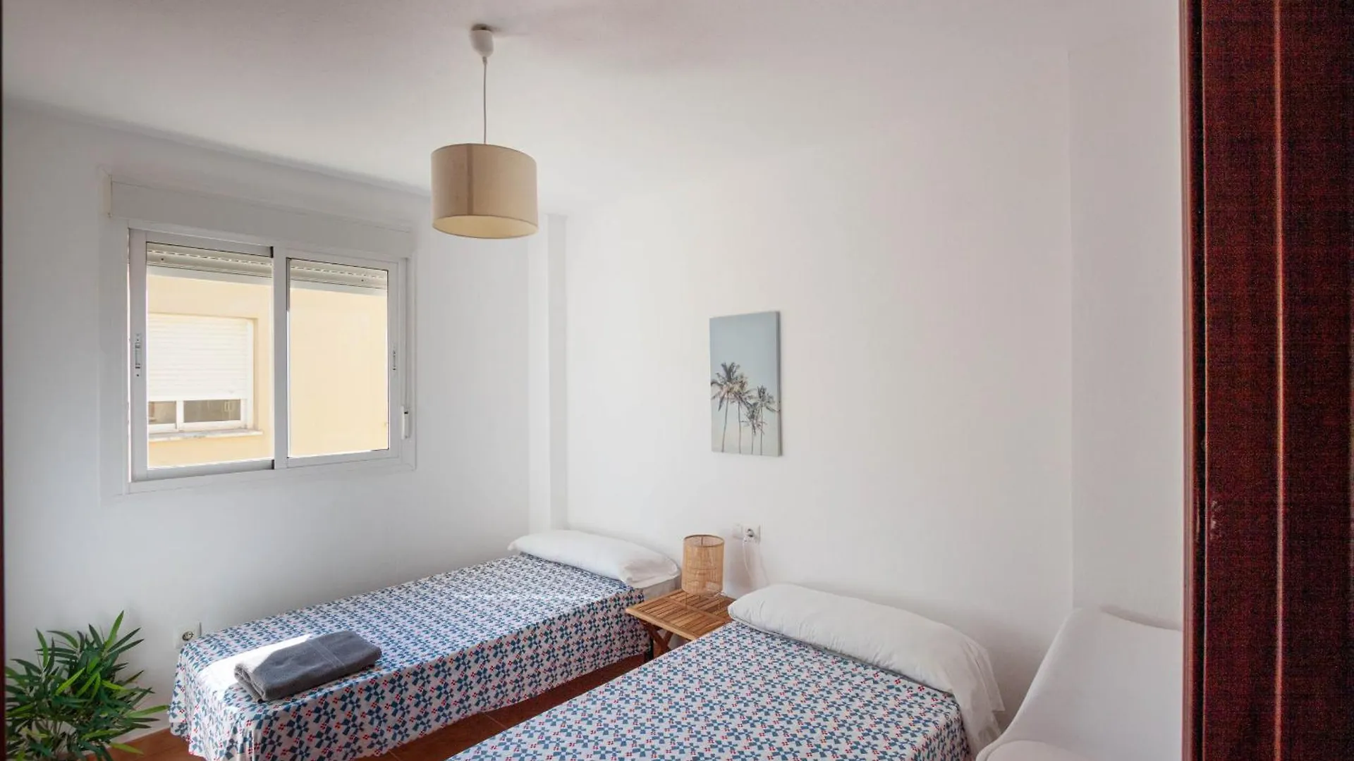 Livingtarifa Happy Apartment