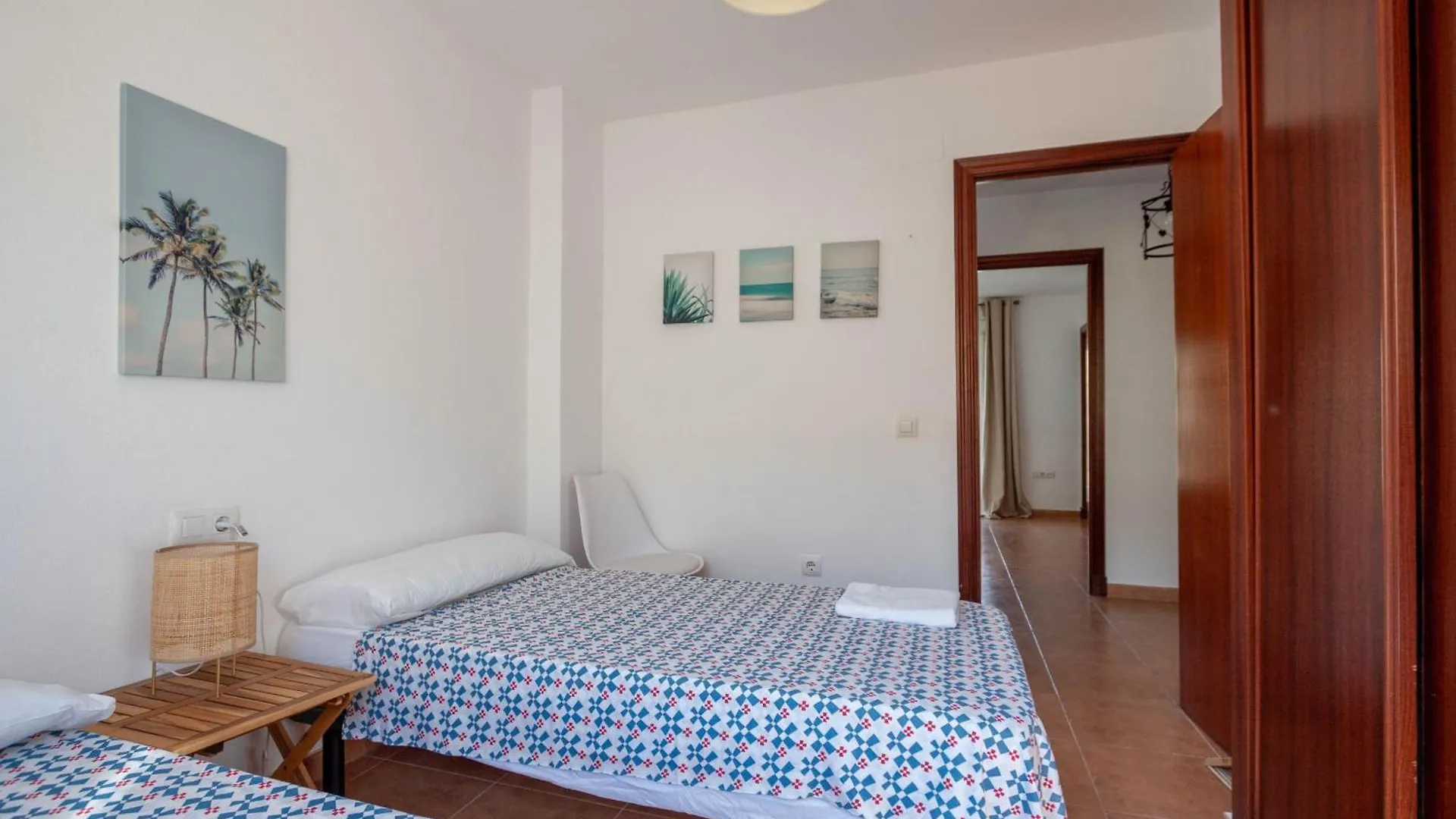 Livingtarifa Happy Apartment
